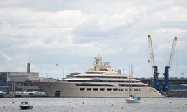 Siêu du thuyền Dilbar của tỷ phú Nga Alisher Usmanov. Ảnh: Solent News.