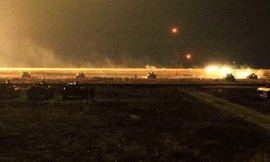 Đoàn xe quân sự thuộc lực lượng gìn giữ hòa bình Nga bị phục kích, hai bên đã đọ hỏa lực bằng vũ khí cỡ nòng lớn. Ảnh: Avia.pro.