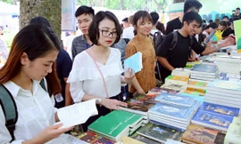 Văn hóa đọc ngày càng lan tỏa sâu rộng nhờ tổ chức tốt Ngày sách Việt Nam. Ảnh: Hà Nội mới