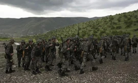 Các binh sĩ tại khu vực Nagorno-Karabakh. Ảnh: AP
