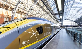 Tàu vàng Eurostar lần đầu 'trình làng' tại Thế vận hội Paris 
