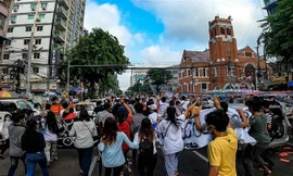 Biểu tình tiếp diễn ở Myanmar sau thời gian chìm xuống. Ảnh: Nikkei Asia