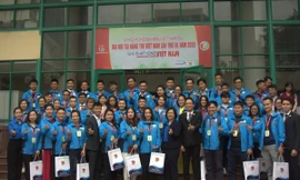 Các đại biểu tham dự diễn đàn