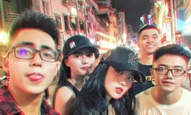 Thêm hội bạn 'cực phẩm' có em trai Sơn Tùng và hai bạn gái cầu thủ