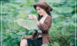 Nhiều bạn trẻ đua nhau "thả dáng" bên hồ sen