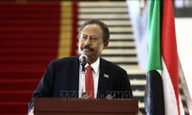 Thủ tướng Sudan Abdalla Hamdok trong một cuộc họp báo ở thủ đô Khartoum ngày 15/8/2021. Ảnh: THX/TTXVN