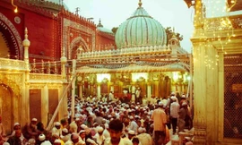 Có ít nhất 8.000 người từng tham gia sự kiện tôn giáo ở Nizamuddin. Ảnh: dfordelhi