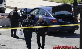 Lực lượng an ninh phong tỏa hiện trường vụ tấn công. Ảnh: AP