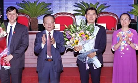 Ông Hoàng Quốc Khánh (thứ hai từ phải sang). Ảnh: PV. 