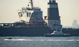 Tàu Grace 1 bị Anh bắt giữ. Ảnh: AP