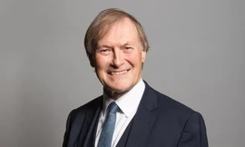 Nghị sĩ David Amess. Ảnh: UK Parliament.