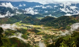 Bồng bềnh 'săn' mây trên đèo Khau Phạ