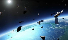 Hơn 9.600 tấn rác trôi nổi trong vũ trụ, con người bị đe doạ thế nào?