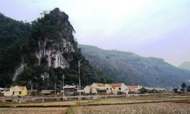 'Chìa khóa' giảm nghèo trên vùng đất khó