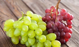 Những tác hại không thể ngờ cho sức khoẻ khi ăn quá nhiều nho