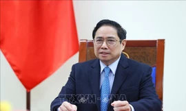 Thủ tướng Phạm Minh Chính và Thủ tướng Lý Khắc Cường điện đàm