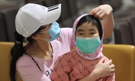 999 người Việt Nam hồi hương từ châu Âu trong ngày 18/3