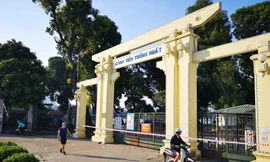 Phong tỏa Công viên Thống Nhất vì có bảo vệ nhiễm COVID-19