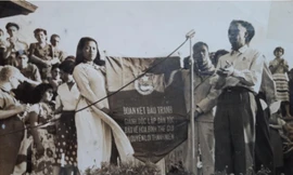 Nhớ anh Nguyễn Khánh