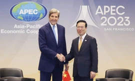 Chủ tịch nước tiếp Đặc phái viên của Tổng thống Hoa Kỳ về khí hậu