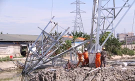 'Cơn lốc màu cam' phương Nam trên đường dây 500 kV mạch 3: Bài 1: Căng mình giữa chảo lửa