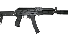 Các phi công Nga được trang bị súng tiểu liên thu nhỏ