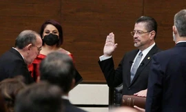 Tân Tổng thống Costa Rica nhậm chức, cam kết sẽ giải quyết nợ nần 