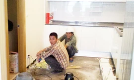 Nhiều căn hộ phải sửa lại sự cố tràn nước vào nhà