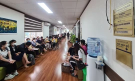 Phân tuyến khám chữa bệnh để tránh trên quá tải, dưới không có ai