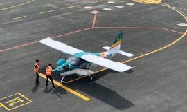 Việt Nam 'nội địa hóa' phi công với giá 4 tỷ đồng