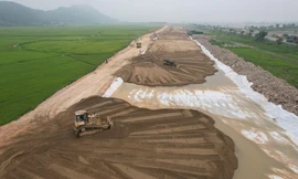 Nhà đầu tư thiếu tiền 'kéo lùi' tiến độ cao tốc Diễn Châu - Bãi Vọt 