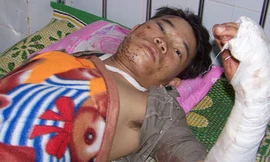 Lật xe trên đèo, 13 người thiệt mạng