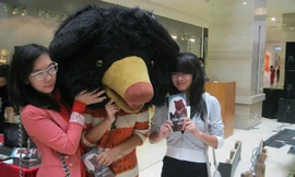 Những người trẻ giữ nhà cho gấu