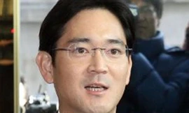 Chủ tịch Samsung xin lỗi vụ gian lận điểm thi