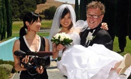 Gái ế Trung Quốc vung tiền học săn đại gia Tây