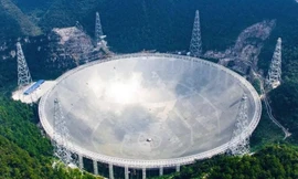 Kính viễn vọng vô tuyến khổng lồ có khẩu độ nhạy nhất thế giới đã mở cửa