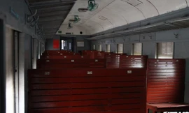 Tàu Hà Nội - Hạ Long rời ga 'vắng như chùa Bà Đanh’, lỗ 10 triệu đồng/ ngày