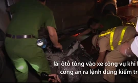 Hai kẻ buôn ma túy tông ôtô vào cảnh sát