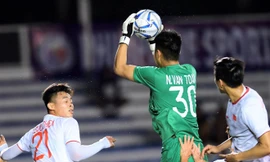 Các pha bóng của thủ môn Văn Toản trong trận thắng U22 Singapore