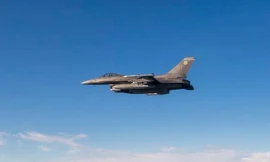 Không quân Mỹ thử nghiệm khả năng bắn hạ UAV cỡ nhỏ của F-16