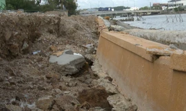 Kè sông 12 tỷ đổ sập khi chưa nghiệm thu