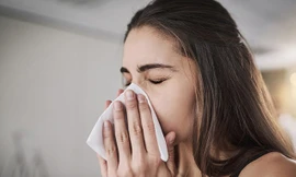 Nhịn hắt hơi có thể gây ra những hậu quả nghiêm trọng nào?