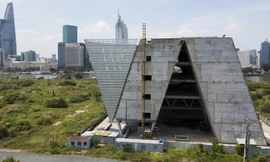 Công trình triển lãm 800 tỷ đồng ở TP.HCM bị 'bỏ rơi'