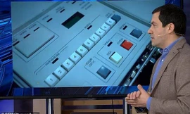 Bất ngờ với nút màu trắng trong vali hạt nhân tối mật của Tổng thống Putin