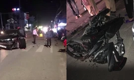 Xe máy vượt đèn đỏ tông trúng ô tô vượt ẩu