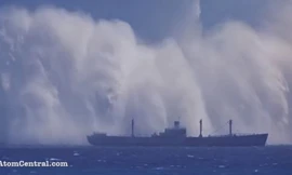 Sóng thần cao như tường thành sau vụ thử hạt nhân dưới nước