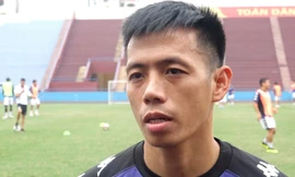 Văn Quyết lần đầu nói về hợp đồng lót tay 9 tỷ