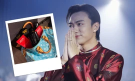 SOOBIN mang "túi ba gang" đi đựng cúp tại WeChoice Awards 2024