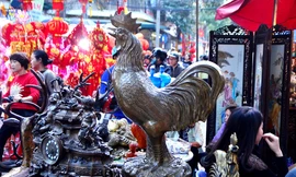 25 triệu một con gà đúc đồng 'khủng'