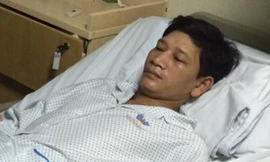 Công nhân môi trường bị bảo vệ nhà hàng đánh nhập viện